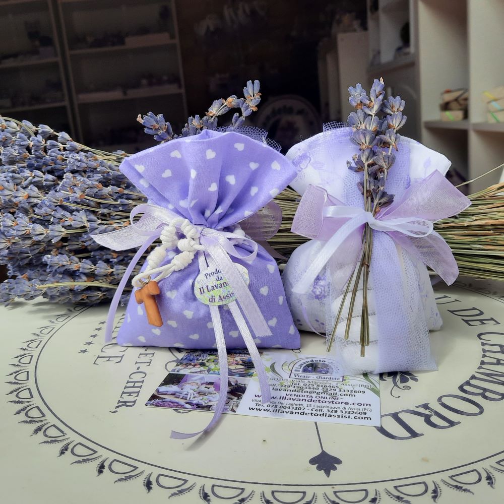 Bomboniere religiose Comunione e bomboniere Cresima – Sacchetto con Tau e Lavanda