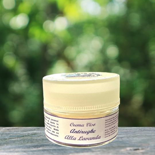 crema viso antirughe alla lavanda cosmetico naturale nutriente e rigenerante per pelle matura uomo e donna