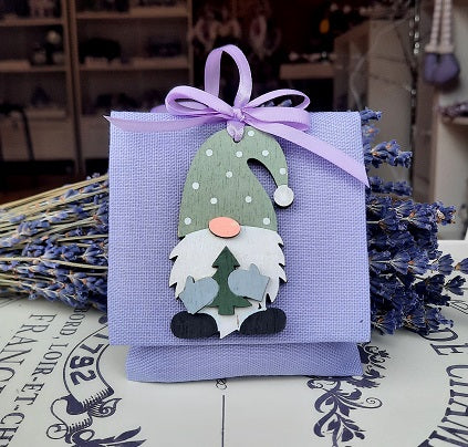 idee regalo economiche e originali, idea regalo Natale, regali di Natale economici, regali di Natale per colleghe, idea regalo originale, pensierino di Natale, omaggio natalizio per professionisti, gadget di Natale, omaggi natalizi per clienti. Regalino Natalizio per amiche , regalo di Natale per maestre. Sacchetti lavanda Natalizi. Idee Natale 2025. Cosa regalare a Natale di utile? Cosa regalare a Natale a chi ha tutto? Regali di Natale 2025
