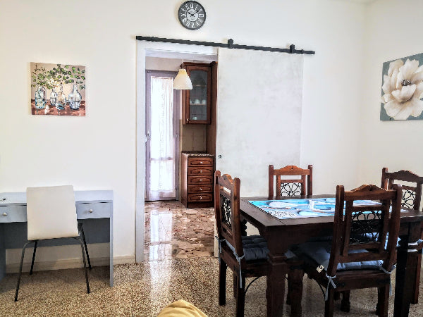 Appartamento vacanze per visitare Assisi, Perugia, Montefalco e l' Umbria. Alloggio vicino all' aeroporto di Perugia